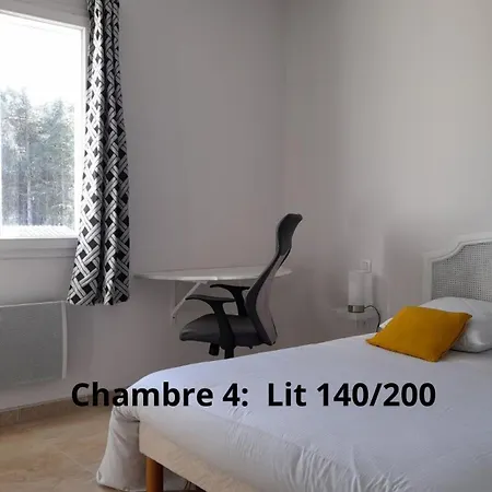 Cypres 5 Aires De Jeux, Foret, Accessibilite Pmr Lauraguel